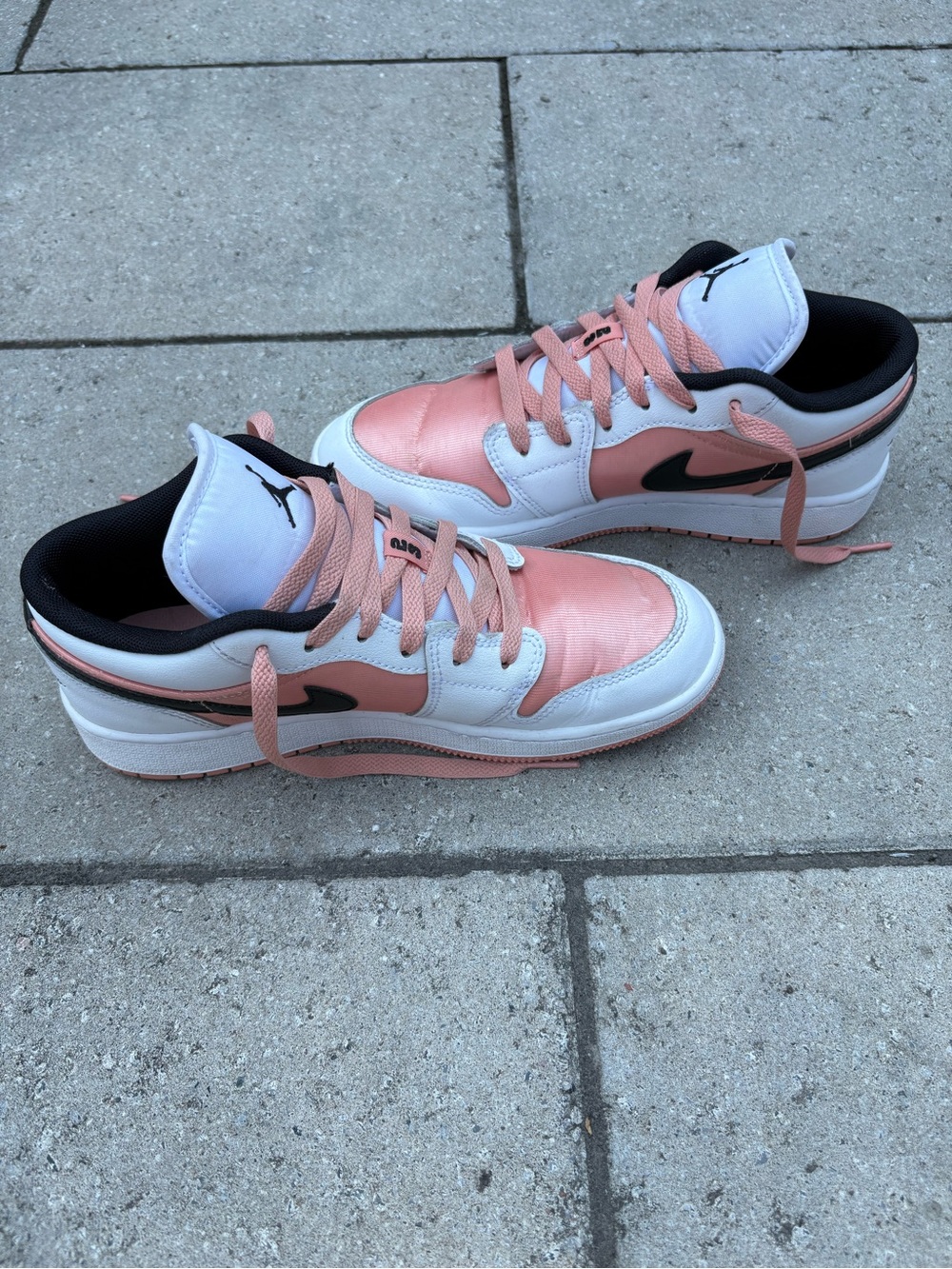 Nike Air Jordan 1 Low Sneakers